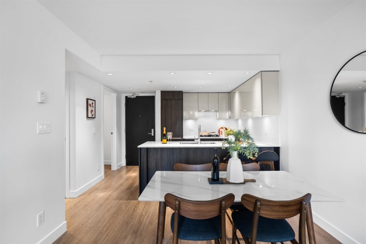 Photo 8 at 211 - 1588 E Hastings Street, Hastings, Vancouver East