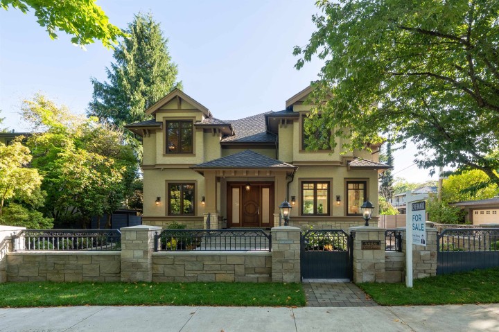 Photo 1 at 3282 W 34th Avenue, MacKenzie Heights, Vancouver West