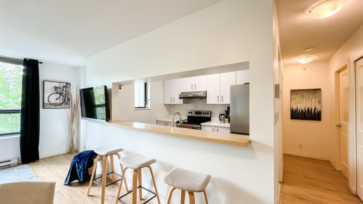 Photo 12 at 305 - 3638 Vanness Avenue, Collingwood VE, Vancouver East