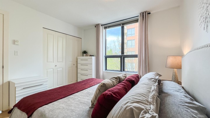 Photo 5 at 305 - 3638 Vanness Avenue, Collingwood VE, Vancouver East