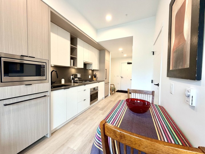 Photo 6 at 105 - 2268 E Broadway, Grandview Woodland, Vancouver East