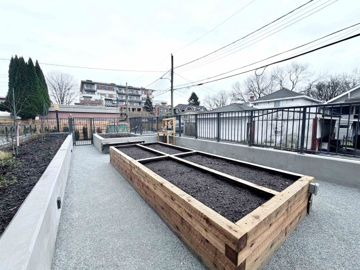 Photo 17 at 105 - 2268 E Broadway, Grandview Woodland, Vancouver East