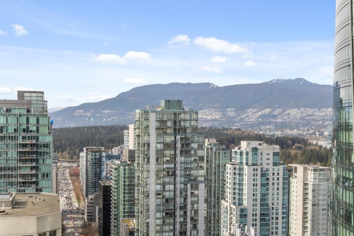 Photo 32 at 3302 - 1111 Alberni Street, West End VW, Vancouver West