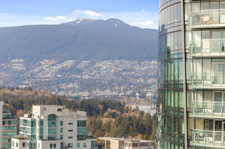 Photo 33 at 3302 - 1111 Alberni Street, West End VW, Vancouver West