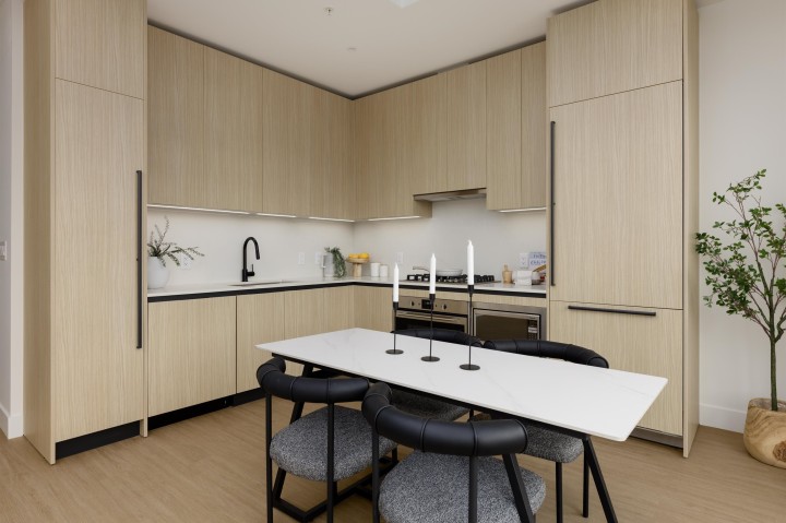 Photo 6 at 210 - 2235 E Broadway, Grandview Woodland, Vancouver East