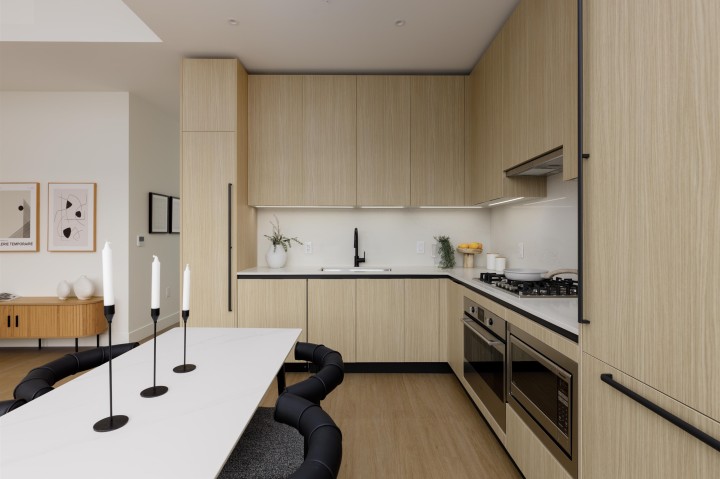 Photo 7 at 210 - 2235 E Broadway, Grandview Woodland, Vancouver East