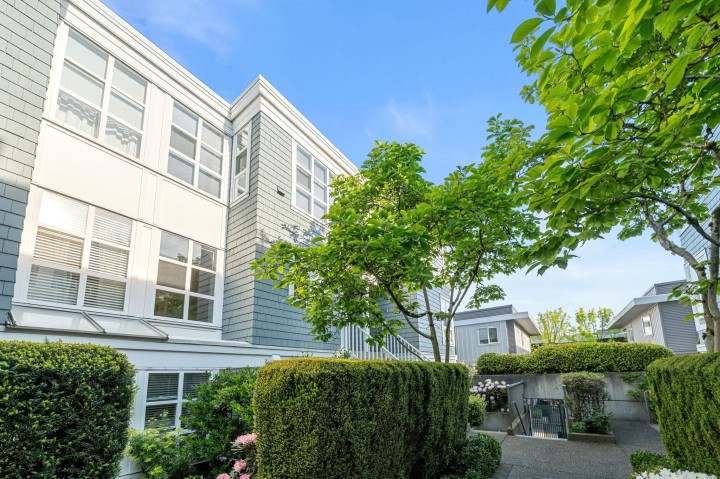 Photo 6 at 207 - 669 W 7th Avenue, Fairview VW, Vancouver West