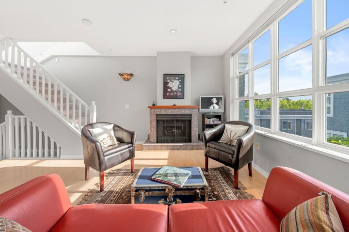 Photo 3 at 207 - 669 W 7th Avenue, Fairview VW, Vancouver West