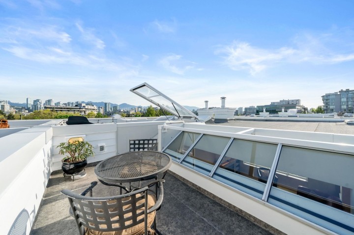 Photo 33 at 207 - 669 W 7th Avenue, Fairview VW, Vancouver West