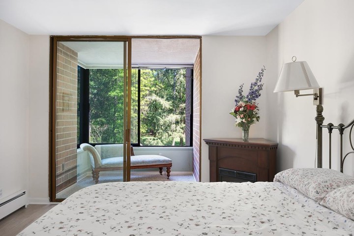 Photo 12 at 309 - 4101 Yew Street, Quilchena, Vancouver West