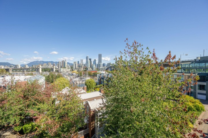 Photo 26 at 607 - 1508 Mariner Walk, False Creek, Vancouver West