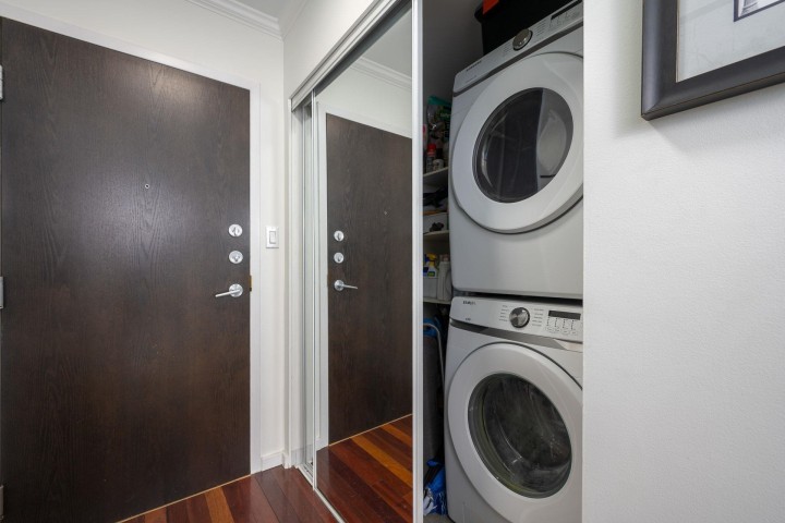 Photo 24 at 607 - 1508 Mariner Walk, False Creek, Vancouver West