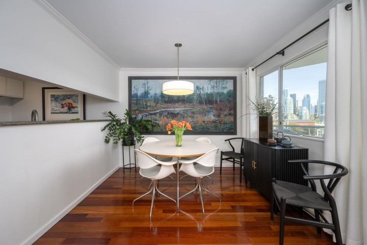 Photo 10 at 607 - 1508 Mariner Walk, False Creek, Vancouver West
