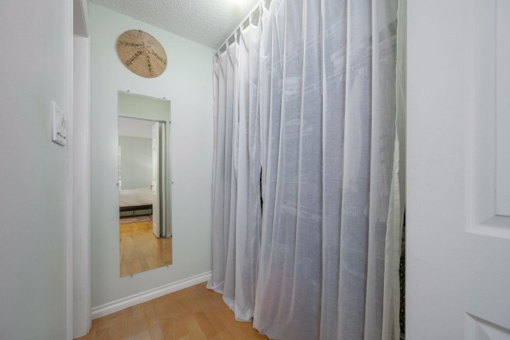 Photo 17 at 508 - 1508 Mariner Walk, False Creek, Vancouver West