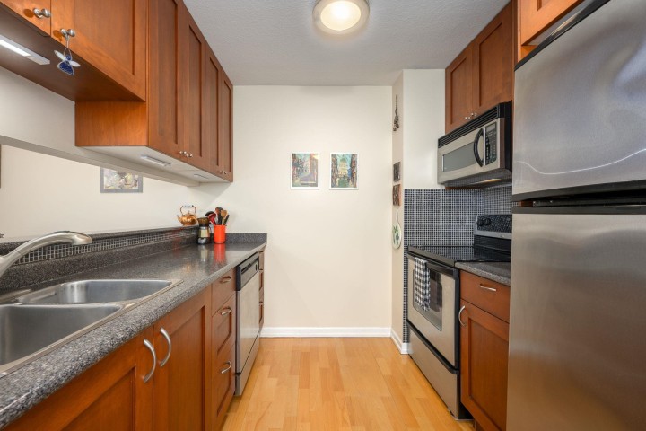 Photo 11 at 508 - 1508 Mariner Walk, False Creek, Vancouver West