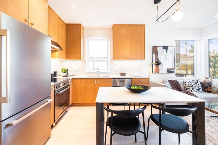 Photo 8 at 2 - 2995 Adanac Street, Renfrew VE, Vancouver East