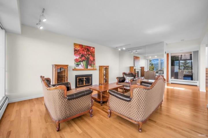 Photo 9 at 5317 Montiverdi Place, Caulfeild, West Vancouver