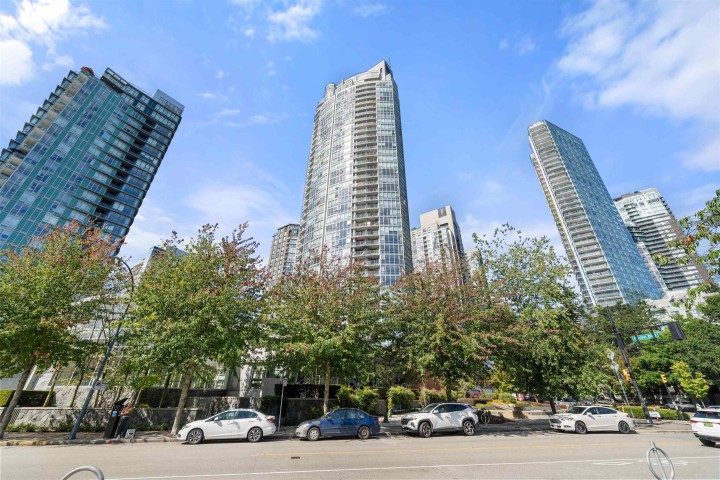 Photo 33 at 2002 - 1408 Strathmore Mews, Yaletown, Vancouver West