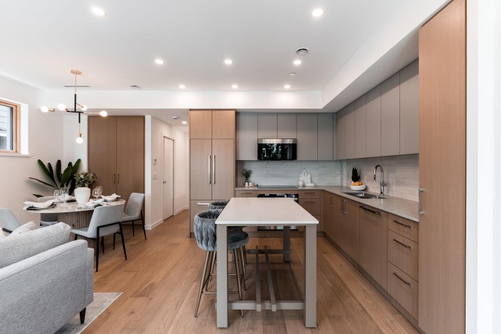 Photo 6 at 1 - 60 E 17th Avenue, Main, Vancouver East