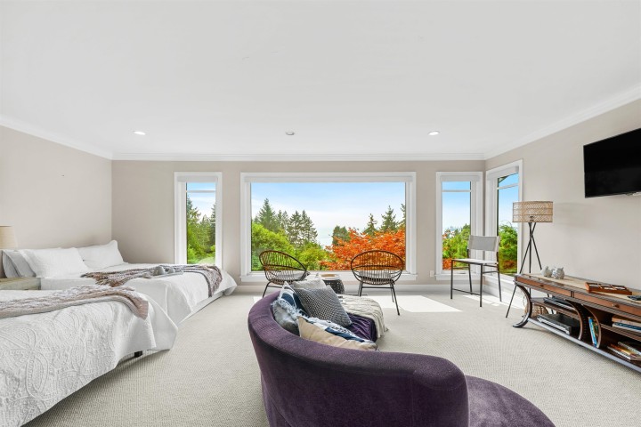Photo 13 at 1408 31st Street, Altamont, West Vancouver