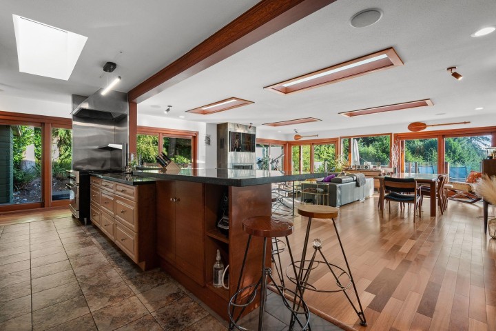 Photo 21 at 505 Upper Bayview Road, Lions Bay, West Vancouver