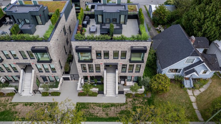 Photo 2 at 102 - 157 W King Edward, Cambie, Vancouver West