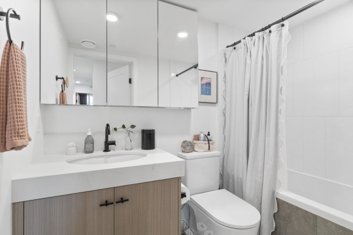 Photo 22 at 102 - 157 W King Edward, Cambie, Vancouver West