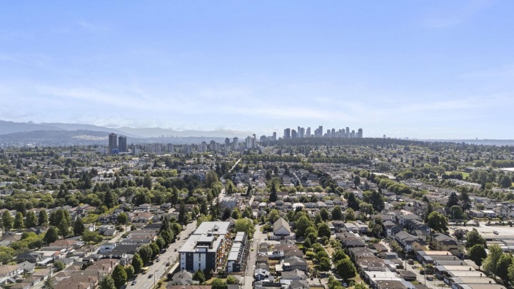 Photo 36 at 5743 St. Margarets Street, Killarney VE, Vancouver East