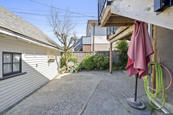 Photo 28 at 5743 St. Margarets Street, Killarney VE, Vancouver East