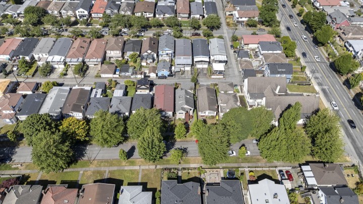 Photo 34 at 5743 St. Margarets Street, Killarney VE, Vancouver East