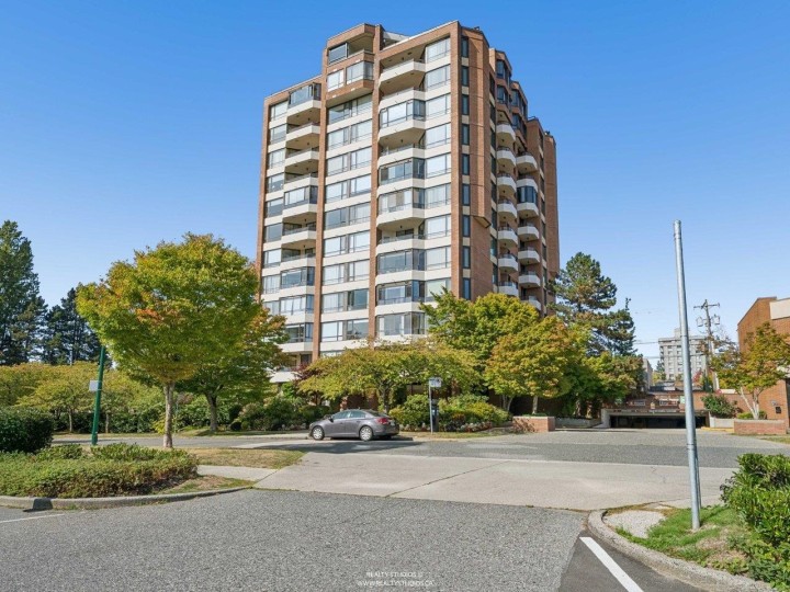 Photo 38 at 302 - 2189 W 42nd Avenue, Kerrisdale, Vancouver West