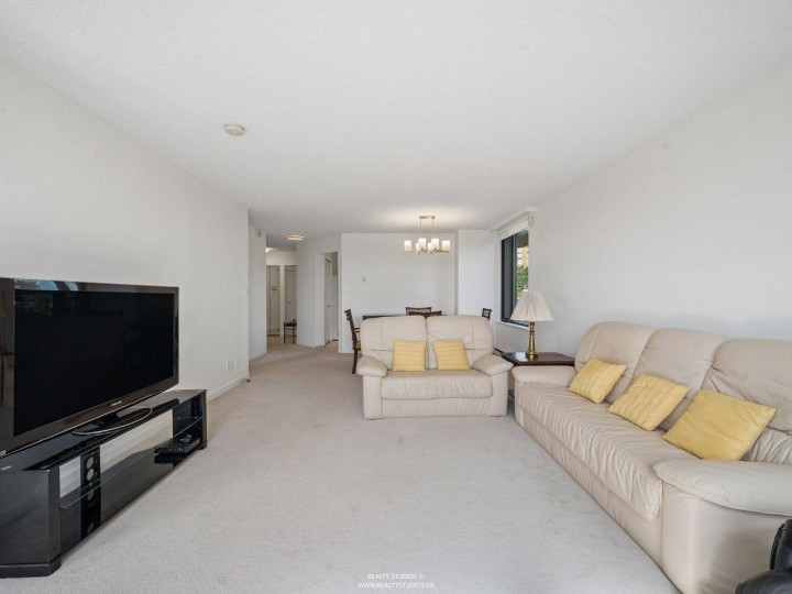 Photo 14 at 302 - 2189 W 42nd Avenue, Kerrisdale, Vancouver West