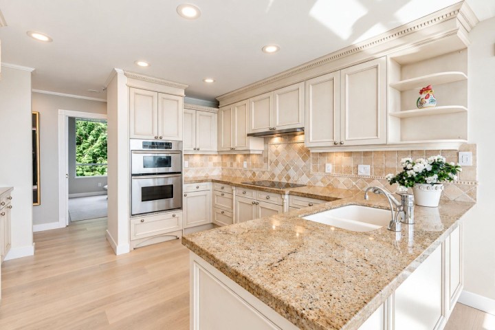 Photo 17 at 703 - 3131 Deer Ridge Drive, Deer Ridge WV, West Vancouver