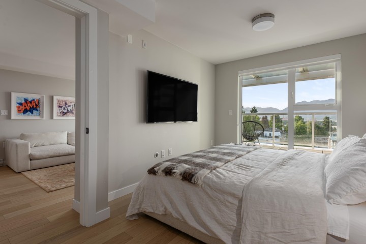 Photo 15 at 406 - 2508 Fraser Street, Mount Pleasant VE, Vancouver East