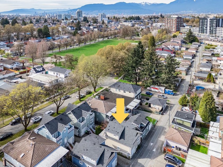 Photo 32 at 5440 Rhodes Street, Collingwood VE, Vancouver East