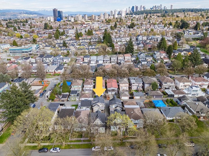 Photo 28 at 5440 Rhodes Street, Collingwood VE, Vancouver East