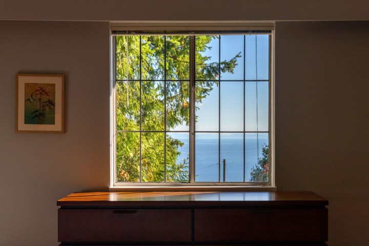 Photo 15 at 3845 Southridge Avenue, Bayridge, West Vancouver