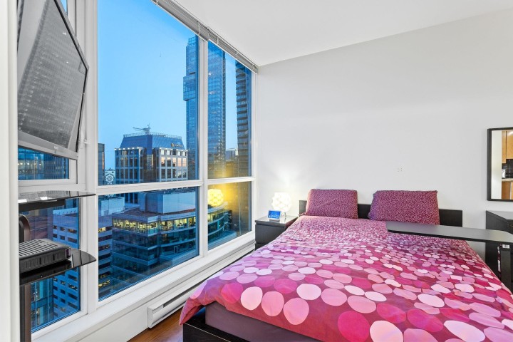 Photo 17 at 3303 - 1189 Melville Street, Coal Harbour, Vancouver West