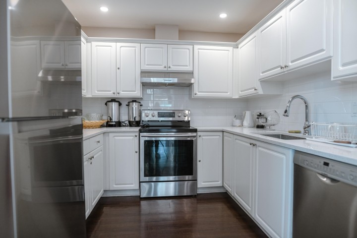Photo 28 at 15B - 338 Taylor Way, Park Royal, West Vancouver
