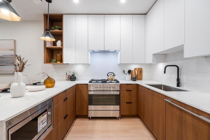 Photo 11 at 2 - 3638 Normandy Drive, Renfrew Heights, Vancouver East