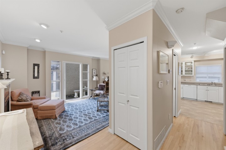 Photo 6 at 3428 W 7th Avenue, Kitsilano, Vancouver West