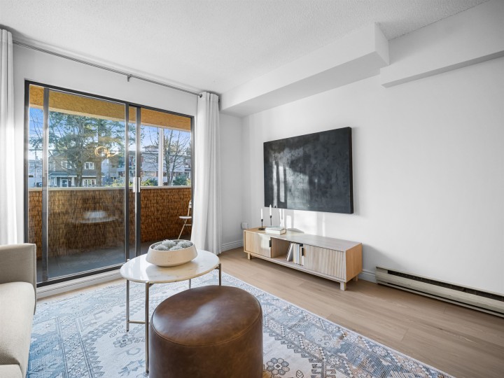 Photo 4 at 313 - 975 E Broadway, Mount Pleasant VE, Vancouver East