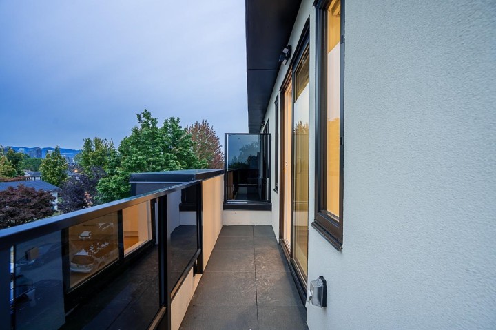 Photo 27 at 3 - 3638 Normandy Drive, Renfrew Heights, Vancouver East