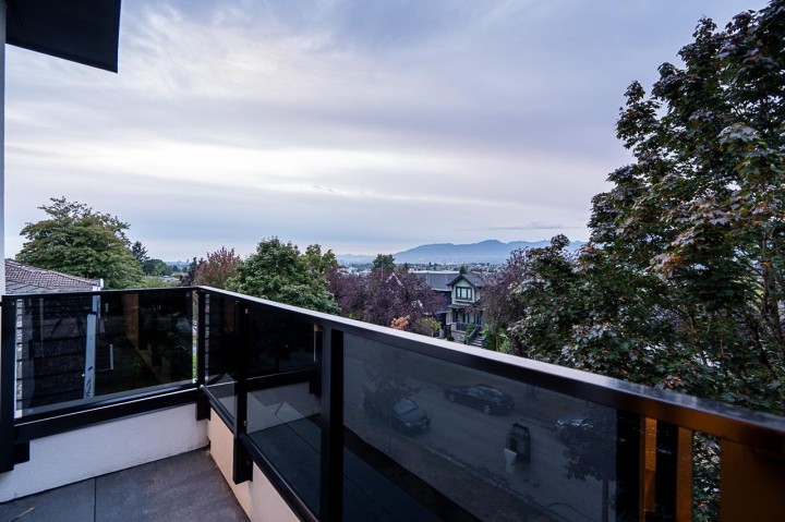 Photo 26 at 3 - 3638 Normandy Drive, Renfrew Heights, Vancouver East