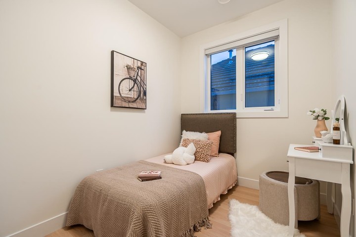 Photo 21 at 3 - 3638 Normandy Drive, Renfrew Heights, Vancouver East