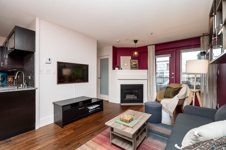 Photo 5 at 218 - 2680 W 4th Avenue, Kitsilano, Vancouver West