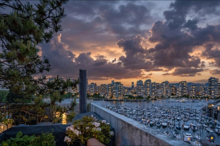 Photo 4 at 313 - 674 Leg In Boot Square, False Creek, Vancouver West