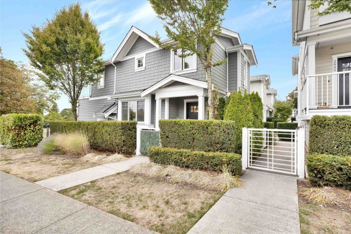 Photo 2 at 2885 E 41st Avenue, Collingwood VE, Vancouver East