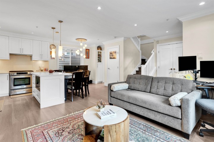 Photo 8 at 2885 E 41st Avenue, Collingwood VE, Vancouver East