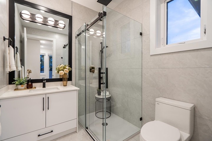 Photo 24 at 4 - 3638 Normandy Drive, Renfrew Heights, Vancouver East